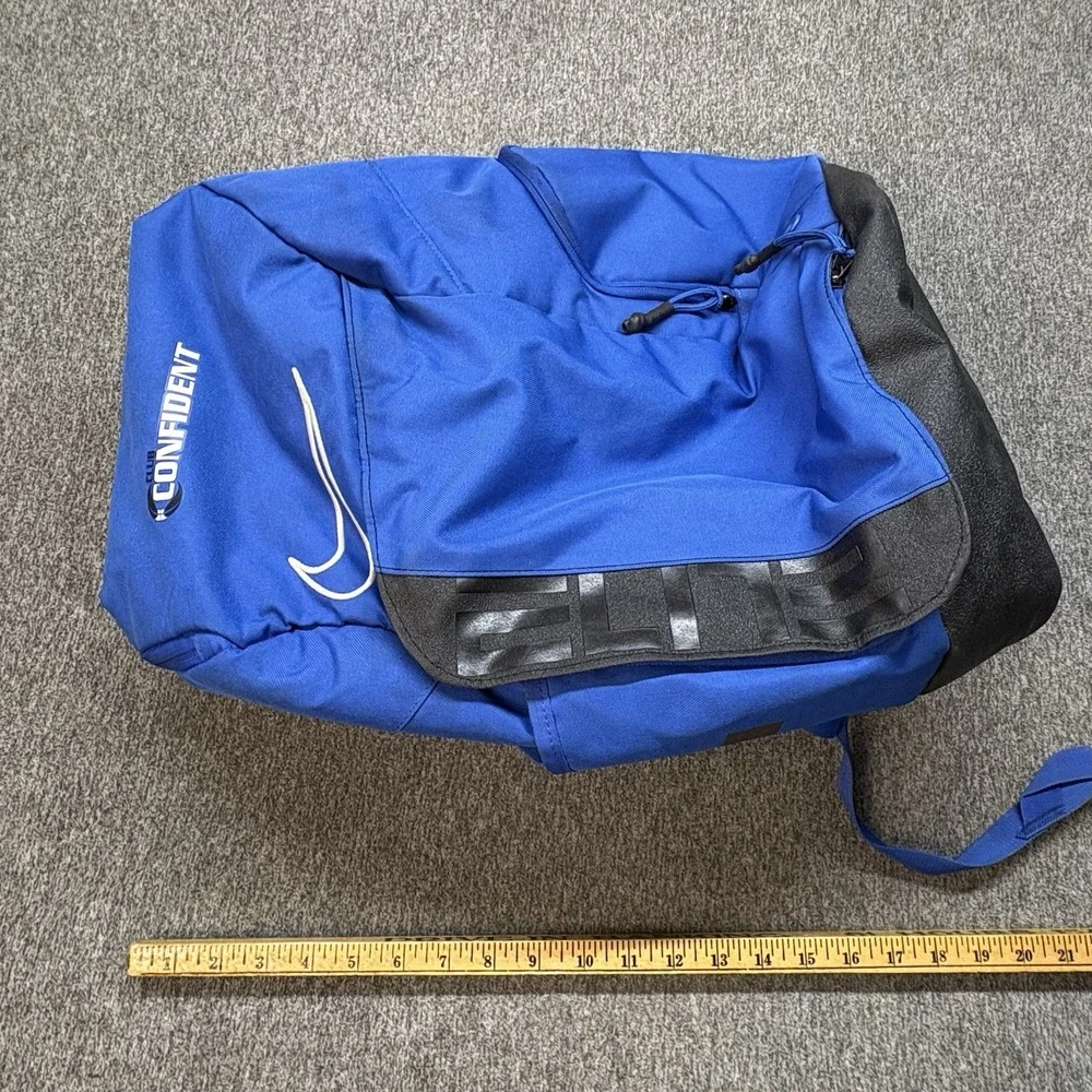Nike excellent preowned